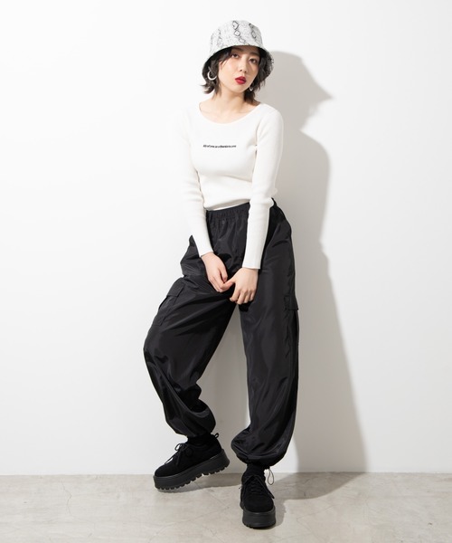 WEGO(ウィゴー)の「WEGO/カーゴポケットジョグパンツ(カーゴパンツ・レディース・ホワイト/ブラック/ライム・FREE)」の11枚目の写真