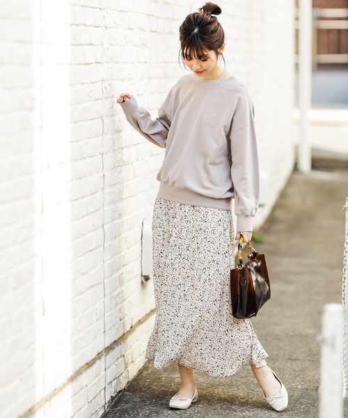 natural couture(ナチュラルクチュール)の「総柄セミフレアスカート(スカート・レディース・ブルー/グリーン/アイボリー・FREE)」の12枚目の写真