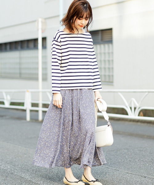 natural couture(ナチュラルクチュール)の「総柄セミフレアスカート(スカート・レディース・ブルー/グリーン/アイボリー・FREE)」の19枚目の写真