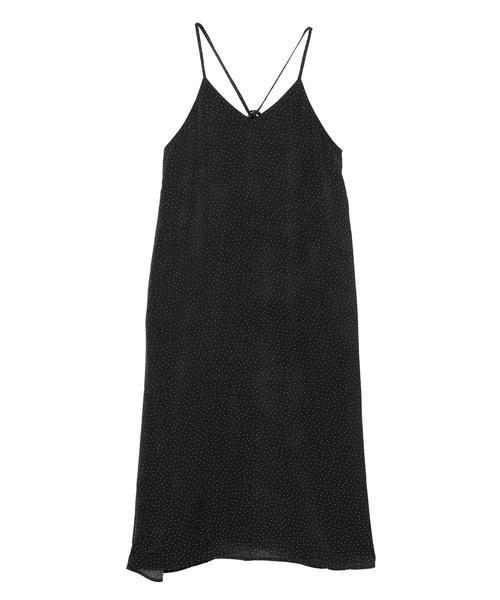 AMERICAN HOLIC(アメリカンホリック)の「サテンキャミワンピース *●(ワンピース・レディース・ドット/グレイッシュベージュ/サックスブルー・FREE)」の3枚目の写真