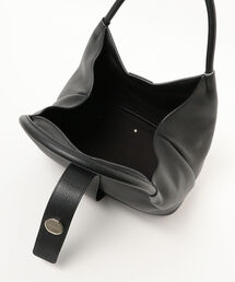 【hiroo】ZANELLATO Zoe M ネイビーレザーバッグ hiroo様専用】ZANELLATO Zoe M ネイビーレザーバッグ