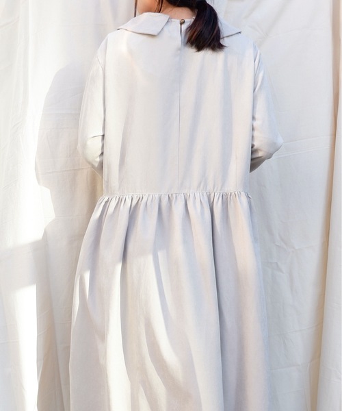 sakishimatokyo（サキシマトーキョー）の「【ZOZO限定】サキシマamp「ダブルボタンワンピース」（ワンピース・レディース・ベージュ/カーキ・FREE）」の5枚目の写真