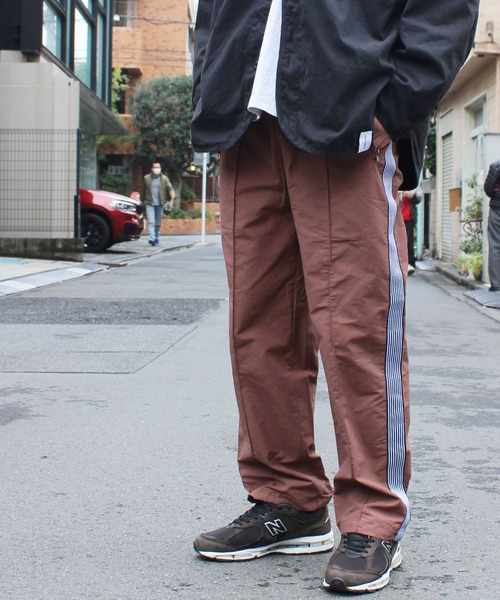 yield(イールド)の「【yield select apparel】ロクヨンクロス トラックパンツ(その他パンツ・メンズ・ブラック/ベージュ/パープル/ネイビー/ブラウン/グレー/オリーブ・M/L/XL)」の10枚目の写真