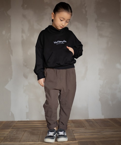 JAM & LINK（ジャムアンドリンク）の「MarkGonzales/マークゴンザレス　ロゴ刺しゅう裏毛パーカー（ベスト・キッズ・ブラック・140cm/150cm/120cm/110cm/100cm/130cm）」の5枚目の写真