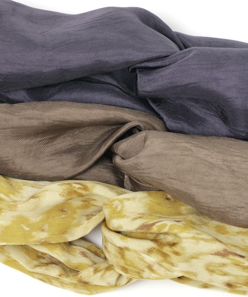 LEPSIM(レプシィム)の「ヒネリワイヤーターバン 937117(ヘアバンド・レディース・チャコールグレー/ブラック/イエロー/グレイッシュベージュ・ONE SIZE)」の10枚目の写真