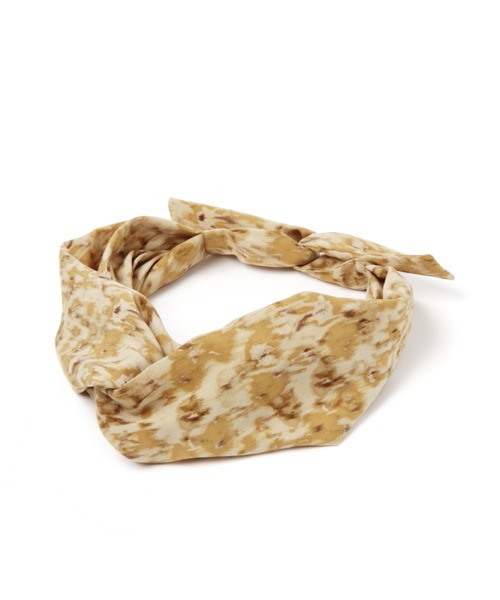 LEPSIM(レプシィム)の「ヒネリワイヤーターバン 937117(ヘアバンド・レディース・チャコールグレー/ブラック/イエロー/グレイッシュベージュ・ONE SIZE)」の6枚目の写真