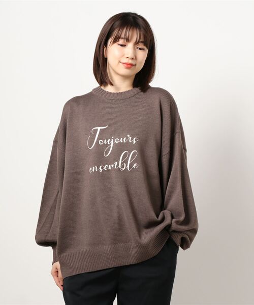 KOBE LETTUCE(コウベレタス)の「ロゴプリントニットトップス(ニット/セーター・レディース・ブラウン系その他/モカ/ブルー系その他/ホワイト系その他/ブルー/アイボリー・FREE)」の5枚目の写真