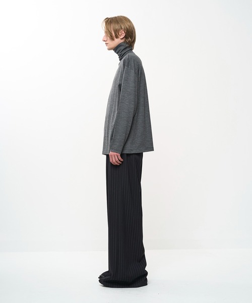 Juha(ユハ)の「WASHABLE WOOL TURTLE(Tシャツ/カットソー・メンズ・ブラック/グレー/オフホワイト/グリーン/ライラック/パープル/アイボリー/ブラウン・3/4)」の16枚目の写真