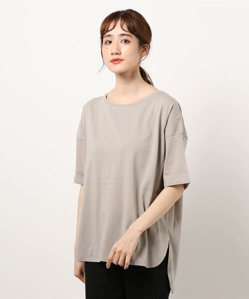 YECCA VECCA(イェッカヴェッカ)の「ラウンドヘム5分袖カットソー *(Tシャツ/カットソー・レディース・カーキ/ブラック/ベージュ/オフホワイト・FREE)」の1枚目の写真