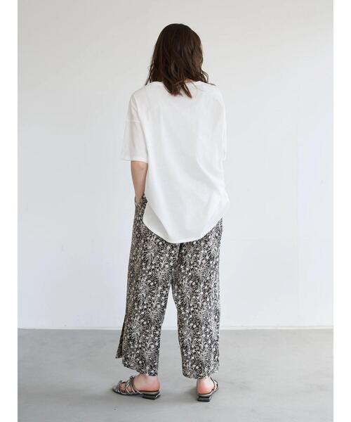 YECCA VECCA(イェッカヴェッカ)の「ラウンドヘム5分袖カットソー *(Tシャツ/カットソー・レディース・カーキ/ブラック/ベージュ/オフホワイト・FREE)」の18枚目の写真