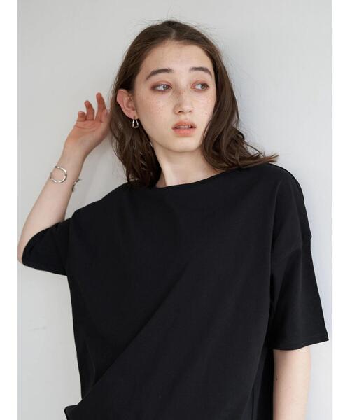 YECCA VECCA(イェッカヴェッカ)の「ラウンドヘム5分袖カットソー *(Tシャツ/カットソー・レディース・カーキ/ブラック/ベージュ/オフホワイト・FREE)」の20枚目の写真