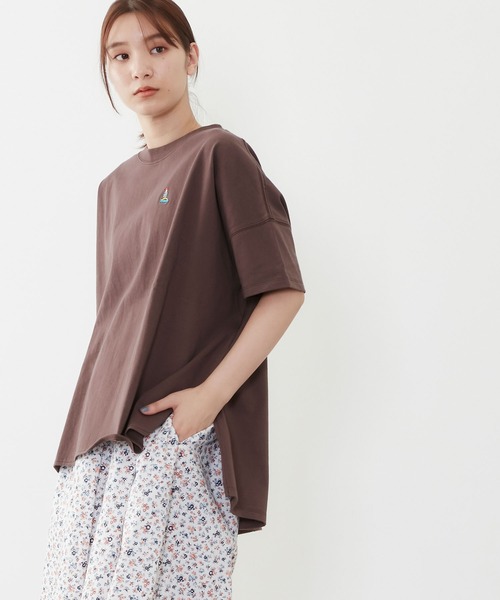 POU DOU DOU(プードゥドゥ)の「USコットンオーバーサイズTee(Tシャツ/カットソー・レディース・ライトブルー/ブラウン/オフホワイト/オレンジ・3)」の1枚目の写真