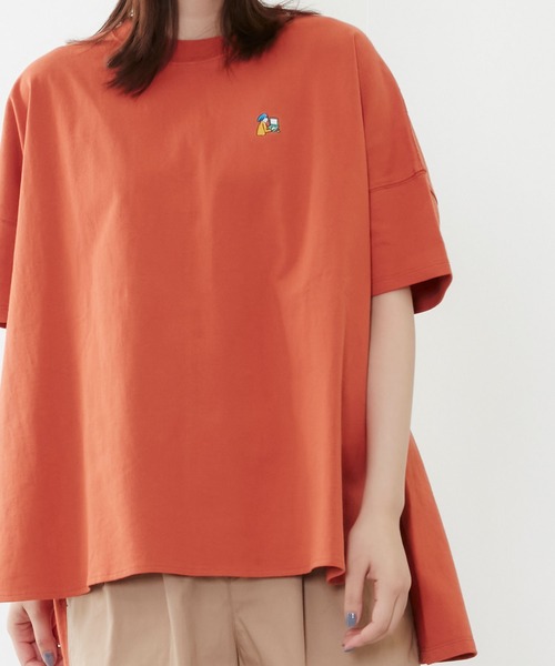 POU DOU DOU(プードゥドゥ)の「USコットンオーバーサイズTee(Tシャツ/カットソー・レディース・ライトブルー/ブラウン/オフホワイト/オレンジ・3)」の21枚目の写真