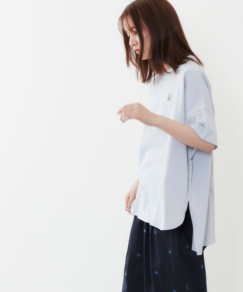 POU DOU DOU(プードゥドゥ)の「USコットンオーバーサイズTee(Tシャツ/カットソー・レディース・ライトブルー/ブラウン/オフホワイト/オレンジ・3)」の15枚目の写真