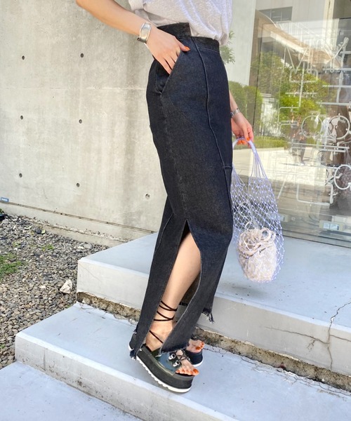 WHO'S WHO gallery(フーズフーギャラリー)の「ピンタックアシメスカート(デニムスカート・レディース・ブラック/ブルー/キナリ・FREE)」の14枚目の写真