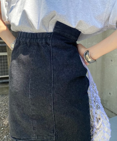 WHO'S WHO gallery(フーズフーギャラリー)の「ピンタックアシメスカート(デニムスカート・レディース・ブラック/ブルー/キナリ・FREE)」の19枚目の写真