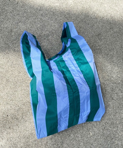 BAGGU（バグー）の「【BAGGU/バグゥ】BABY BAGGU NEW（エコバッグ/サブバッグ・レディース・レッド/サックスブルー/グリーン・FREE）」の2枚目の写真