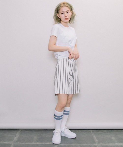 miniyu(ミニュウ)の「【NIMES】チョークストライプ・ショートパンツ(その他パンツ・レディース・ホワイト・1)」の3枚目の写真