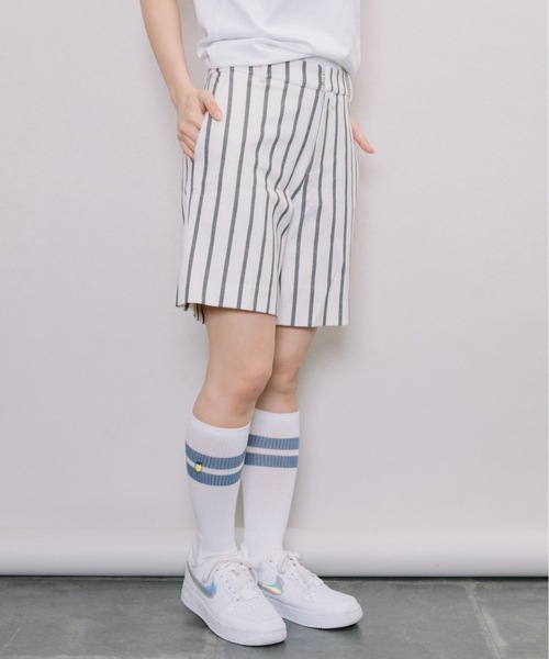 miniyu(ミニュウ)の「【NIMES】チョークストライプ・ショートパンツ(その他パンツ・レディース・ホワイト・1)」の6枚目の写真
