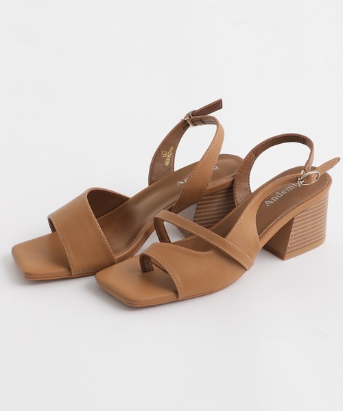 Andemiu(アンデミュウ)の「アシメデザインサンダル957610(サンダル・レディース・ブラック/ベージュ/その他・SMALL/MEDIUM/LARGE)」の3枚目の写真