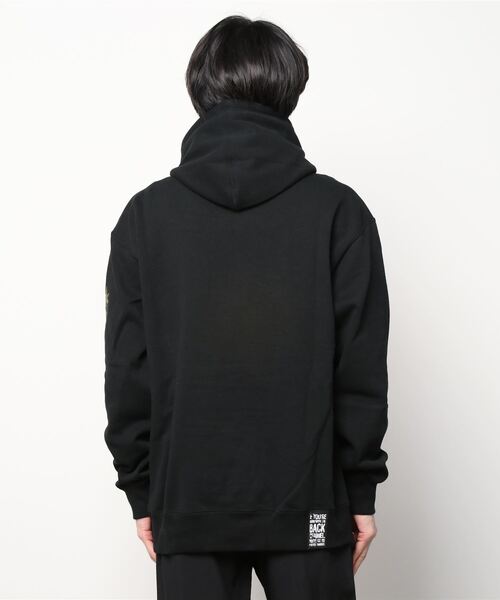 Back Channel（バックチャンネル）の「MINI BKCNL PULLOVER PARKA（パーカー・メンズ・ベージュ系その他/ミックスグレー/ブラック・MEDIUM/LARGE/X-LARGE/XX-LARGE/SMALL）」の9枚目の写真