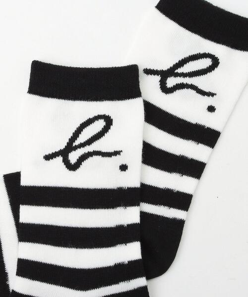 agnes b.（アニエスベー）の「AB47 E CHAUSSETTE キッズ b.ロゴボーダーソックス（ソックス/靴下・キッズ・ブラック・1/2/3）」の2枚目の写真