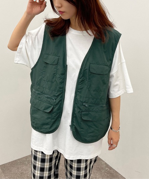 apres jour mignon（アプレジュールミニョン）の「フィッシングベスト【ZOZOTOWN限定アイテム】（ベスト・レディース・ブラック/オフホワイト/グリーン・フリー）」の3枚目の写真