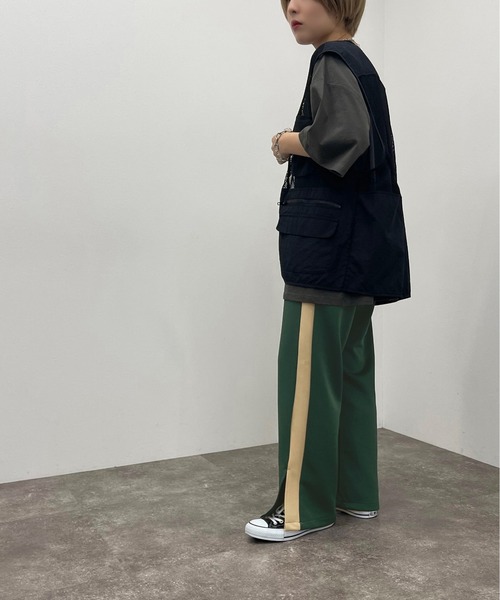 apres jour mignon（アプレジュールミニョン）の「フィッシングベスト【ZOZOTOWN限定アイテム】（ベスト・レディース・ブラック/オフホワイト/グリーン・フリー）」の7枚目の写真