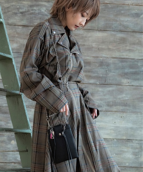 jouetie（ジュエティ）の「【jouetie/ジュエティ】スマホ入付 ウォレットショルダーバッグ ２WAYストラップ（ショルダーバッグ・レディース・ブラック/ダークグリーン/ダークブラウン/ベージュ/アイボリー/キャメル/ワイン・FREE）」の16枚目の写真