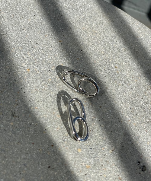 in mood(インムード)の「in mood/インムード GURUNGピアス(ピアス(両耳用)・レディース・シルバー/ゴールド・FREE)」の1枚目の写真