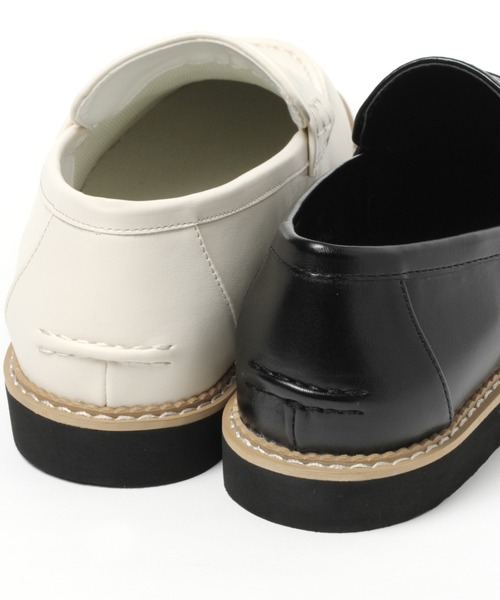 studio CLIP（スタディオクリップ）の「軽いコインローファー（ローファー・レディース・ブラック/オフホワイト・MEDIUM/LARGE）」の12枚目の写真