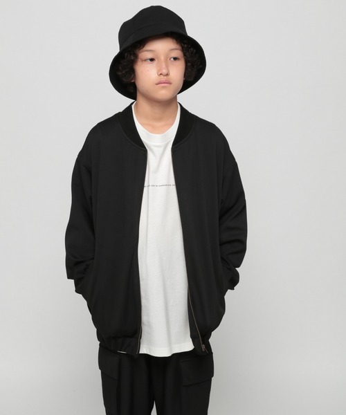 GLOBAL WORK(グローバルワーク)の「【AND YUA ANY】ストレッチカットブルゾン/215021(ブルゾン・キッズ・ブラック/カーキ・150cm/160cm)」の2枚目の写真