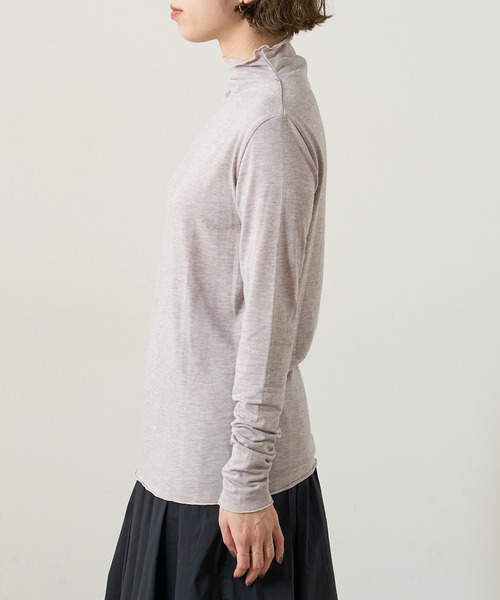 Omekashi（オメカシ）の「シアー天竺ハイネックTシャツ（Tシャツ/カットソー・レディース・オフホワイト/ベージュ/ブラック・FREE）」の14枚目の写真