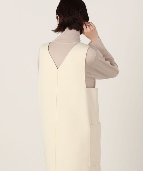 NOLLEY’S（ノーリーズ）の「14Gタートルネックプルオーバーウォッシャブルニット（ニット/セーター・レディース・ブラック/ベージュ/オフホワイト/ピンク/ブルー/マスタード・38）」の20枚目の写真