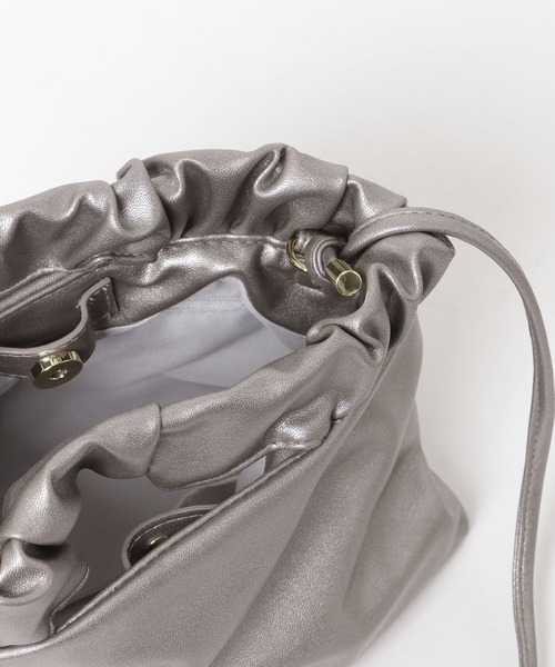 RODE SKO（ロデスコ）の「フリルハンドルショルダーバッグ（ショルダーバッグ・レディース・ブロンズ/ブラック/キャメル・ONE）」の10枚目の写真