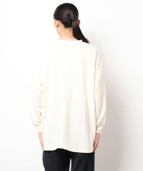Samansa Mos2 blue(サマンサモスモスブルー)の「ミニ裏毛ロゴチュニック(Tシャツ/カットソー・レディース・オフホワイト/クリーム/チャコール・フリ-)」の4枚目の写真