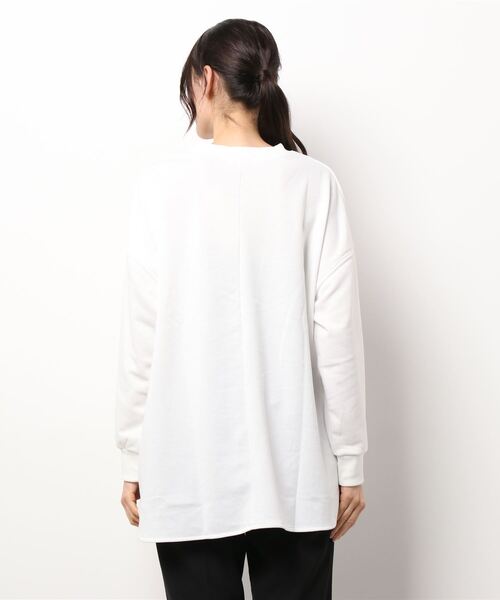 Samansa Mos2 blue(サマンサモスモスブルー)の「ミニ裏毛ロゴチュニック(Tシャツ/カットソー・レディース・オフホワイト/クリーム/チャコール・フリ-)」の7枚目の写真