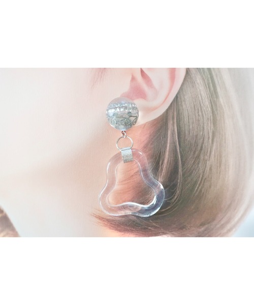 tone（トーン）の「【hazeleyes】storyseries ヴィンテージゆらゆらレジンピアス(MA)（ピアス（両耳用）・レディース・ダークグリーン/パープル/ブラウン/レッド/チェリーレッド/シルバー・FREE）」の6枚目の写真