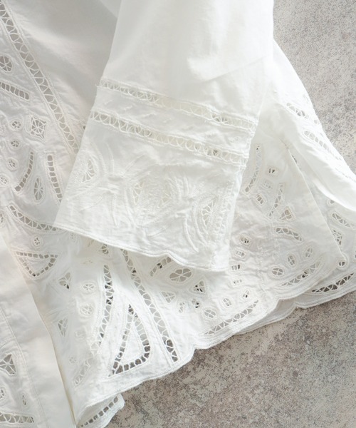 NOMBRE IMPAIR(ノンブルアンペール)の「インドネシア刺繍 スタンドスキッパーブラウス(シャツ/ブラウス・レディース・ホワイト/ブラック・FREE)」の14枚目の写真
