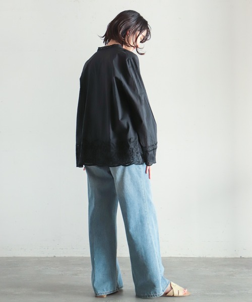 NOMBRE IMPAIR(ノンブルアンペール)の「インドネシア刺繍 スタンドスキッパーブラウス(シャツ/ブラウス・レディース・ホワイト/ブラック・FREE)」の7枚目の写真