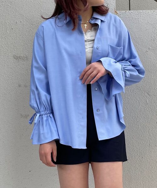 MAJESTIC LEGON（マジェスティックレゴン）の「キャンディスリーブシャツ（シャツ/ブラウス・レディース・ベージュ系その他2/ブルー系その他2/ブルー/アイボリー/グリーン系その他・MEDIUM）」の4枚目の写真