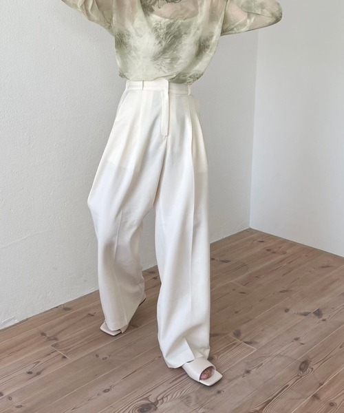 wee9s（ウィークス）の「double tuck slacks pants / ダブルタックスラックスパンツ（スラックス・レディース・チャコール/ピンクベージュ/ピンク/アイボリー/ネイビー・FREE）」の6枚目の写真