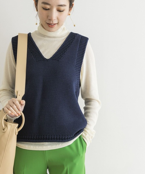 URBAN RESEARCH（アーバンリサーチ）の「ローゲージVネックニットベスト（ニット/セーター・レディース・ネイビー/オフホワイト・FREE）」の21枚目の写真
