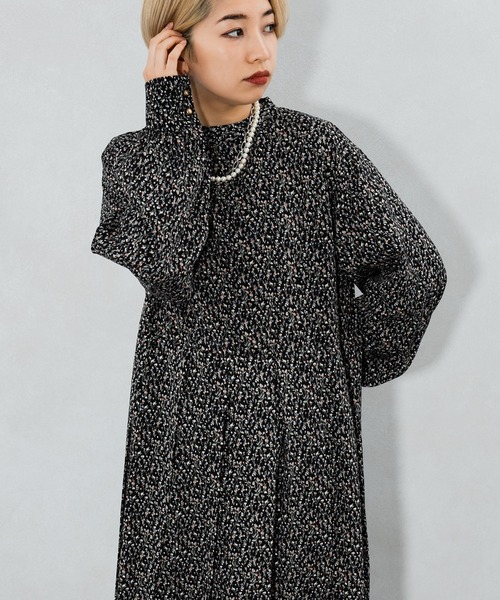 kutir(クティール)の「プリーツロングワンピース(ワンピース・レディース・ブラック/グリーン・SMALL/MEDIUM/LARGE)」の15枚目の写真
