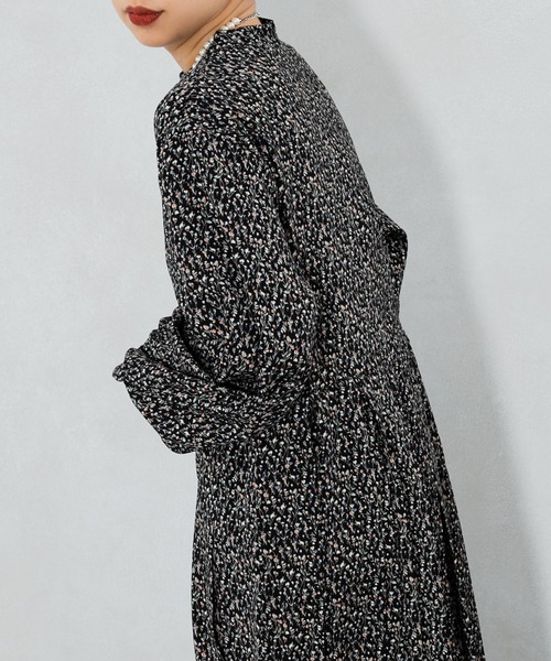 kutir(クティール)の「プリーツロングワンピース(ワンピース・レディース・ブラック/グリーン・SMALL/MEDIUM/LARGE)」の21枚目の写真