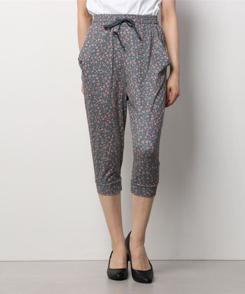 IGNIO(イグニオ)の「イグニオ TRPUカプリパンツ(その他パンツ・レディース・チャコールグレー/ネイビー/ブラック・S/XL/M/L)」の3枚目の写真