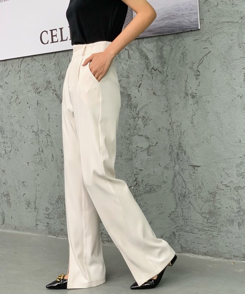 ABITOKYO(アビトーキョー)の「スリットセンタープレスセミワイドパンツ(スラックス・レディース・ホワイト/グリーン/ベージュ/ブラック/アイボリー/ブラウン・M/S/L)」の7枚目の写真