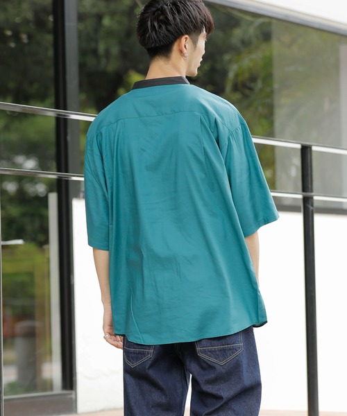 Beno(ビーノ)の「クレリックバンドカラー ドレープオーバーシャツ(シャツ/ブラウス・メンズ・ブルーグリーン/チャコールグレー/グレイッシュブルー/ホワイト/グレイッシュベージュ/ブラック・L/M)」の9枚目の写真