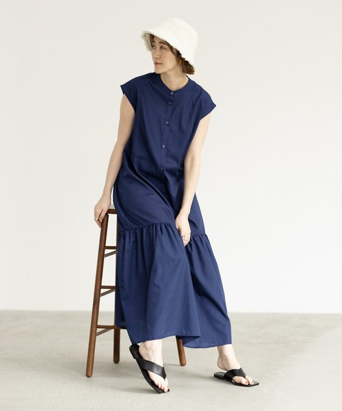 GeeRA(ジーラ)の「裾切替バンドカラーワンピース(ワンピース・レディース・ネイビー/ワインレッド・MEDIUM/LARGE)」の2枚目の写真