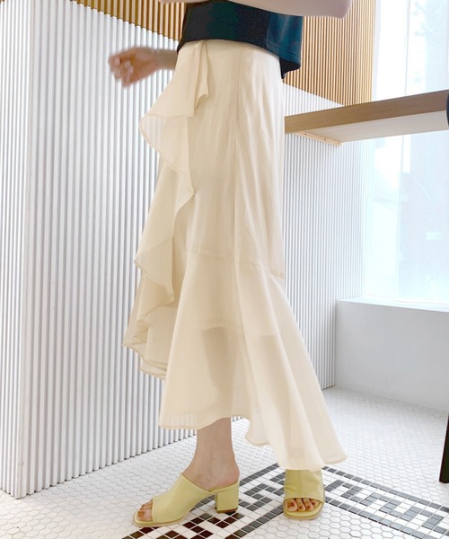 OLIVE des OLIVE（オリーブデオリーブ）の「ラッフルアシメマーメイドスカート（スカート・レディース・アイボリー/ラベンダー/ベージュ・FREE）」の8枚目の写真